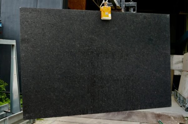 Rajistan Black Leather Graniet keukenblad